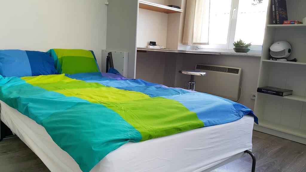 Apartamento Bluegrayorange Poznan Exterior foto